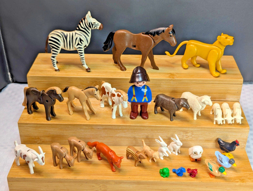 Playmobil Mixed Animals Lot Zebra Horse Deer Tapir Sheep Goat Figure 27pcs